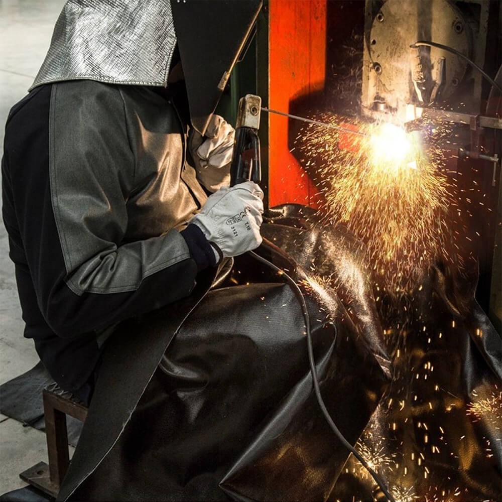 27 X 12 High Temp Welding Blanket Flame Retardant Fabric Up to 1800°F Fireproof Mat for Protect Work Area from Sparks 